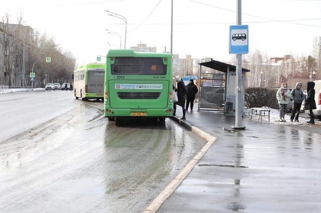 В Ямальском районе голосуют за название для автобусных остановок