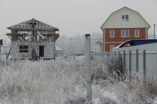 В Омске владельцев бесхозных земельных участков заставят платить налоги
