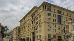 Однокомнатная квартира в доме-памятнике Москвы выставлена на продажу за 7 млн