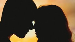 Мужчины и женщины обсудили неправомерно романтизируемые аспекты отношений