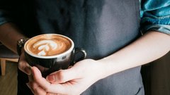 Привычный напиток оказался связанным с уменьшением колебаний уровня сахара в крови