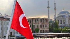 В Турции задержали женщину из России за запрет девочке в буркини посещать бассейн