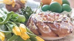 Как россиянам безопасно красить яйца и наслаждаться куличем на Пасху