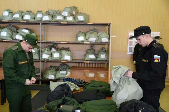 армия солдат военный призыв мобилизация обмундирование вещмешок экипировка 