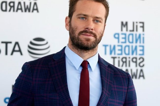 Обвиненный в каннибализме голливудский актер признался в банкротстве