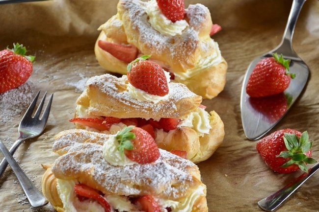 выпечка сладости пирожное десерт