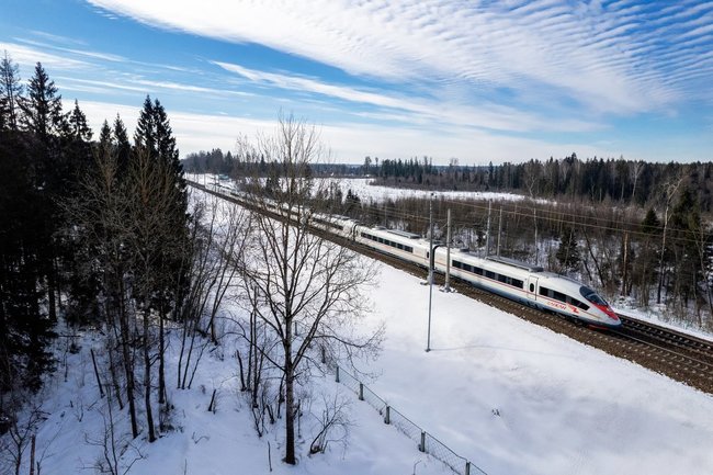 В гости к Деду Морозу: РЖД в праздники запустит туристические поезда