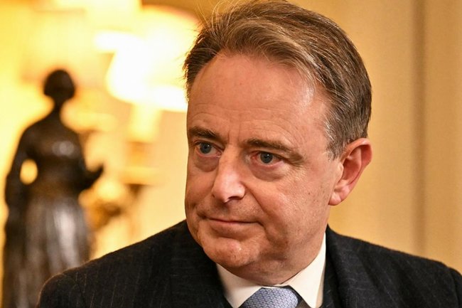 Барт де Вевер