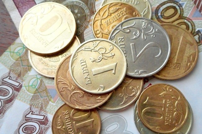 Минэкономики допускает курс 107 рублей за доллар в 2025 году