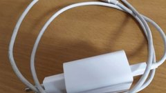 Специалист объяснил, как безопасно заряжать смартфон через общественный USB-порт