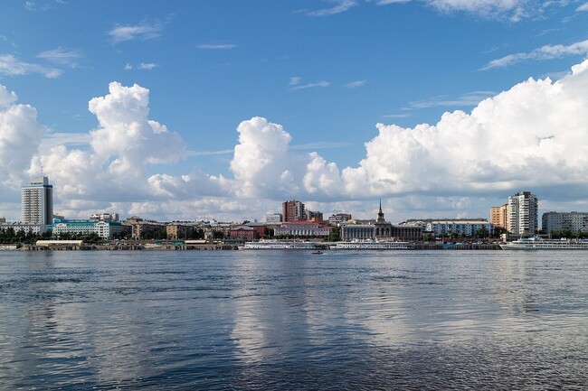 Красноярск набережная Енисея. Тематическая фотография города.