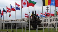 НАТО обвинило Россию во «вредоносной деятельности»