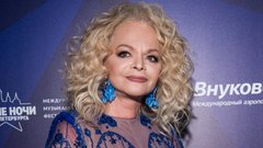 Опубликован график выступлений Ларисы Дoлиной на фоне ее лечения