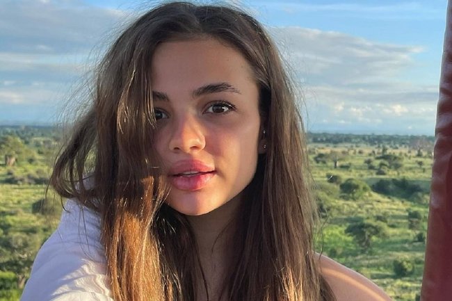 Валя Карнавал