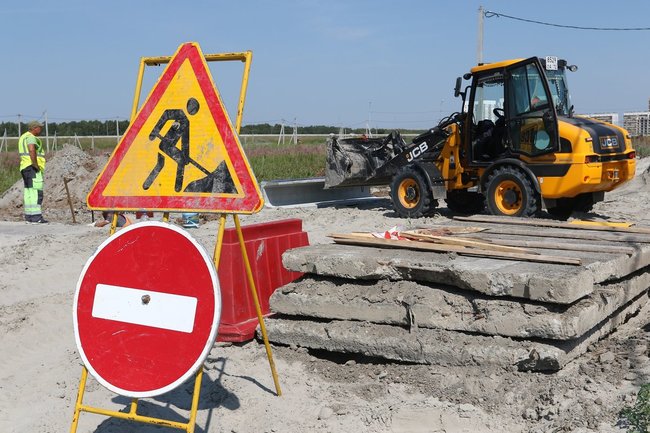 В Севастополе восстановят 44 дороги