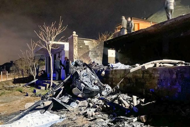 Пять человек погибло при крушении вертолета в Дагестане
