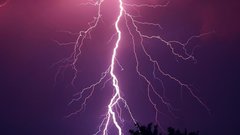 Обесточение части Абхазии вследствие удара молнии в опору электросетей