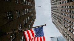 В сейфе Эпштейна обнаружены российские рубли, согласно данным Минюста США