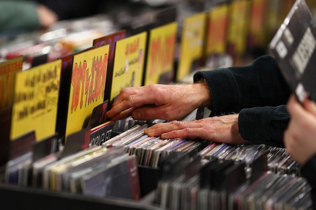 Peter Nicholls / Getty Images