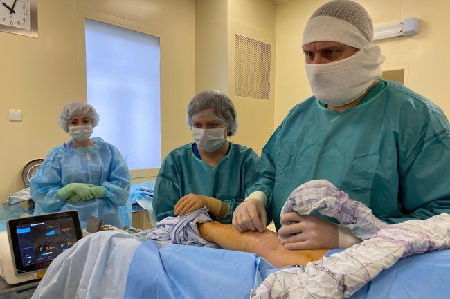 В Сургуте хирурги провели 100 операций инновационным методом