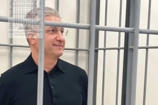 Тимур Иванов