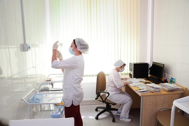 В Нефтеюганске районная больница вернется к обычной работе