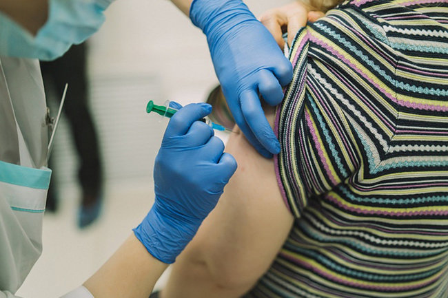 Часть ростовчан не поддержала начало массовой вакцинации