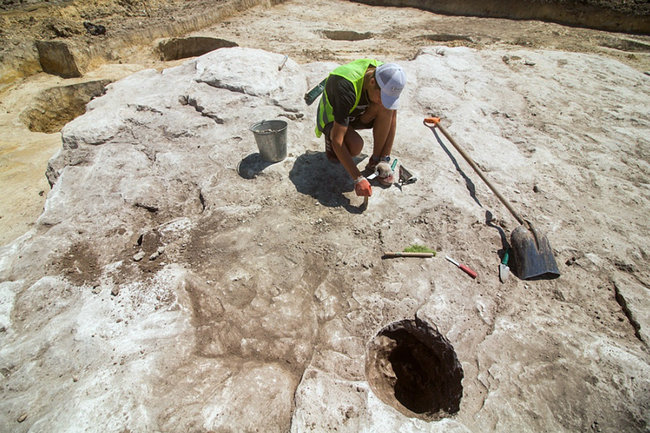 раскопки археолог каменоломня 