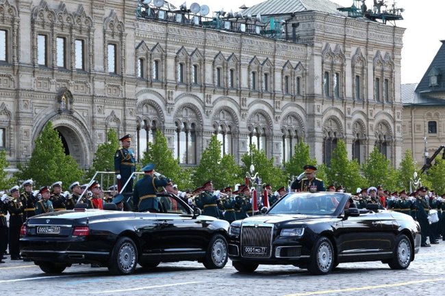 «Тут никакого подвоха»: в Госдуме объяснили один танк на параде Победы
