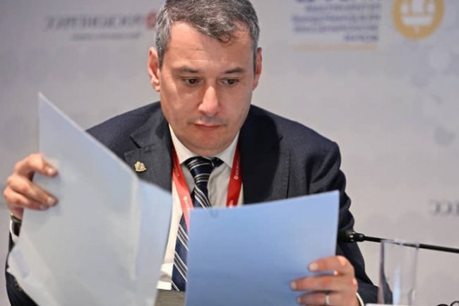 Александр Хинштейн