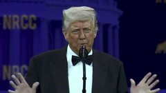 Трамп по итогам переговоров с Си Цзиньпином снизил тарифы для Китая на 10%