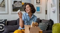 Психолог Валентин Денисов-Мельников выделил ключевые характеристики шопоголиков