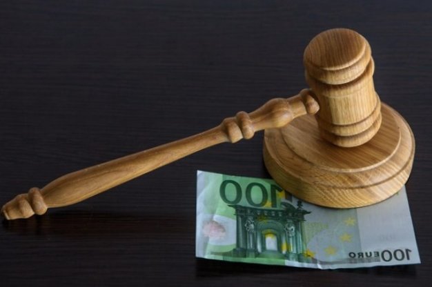 Налоговая списывает долги без суда. Как теперь платить налоги?