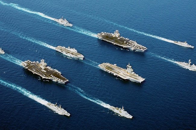 авианосец армия США