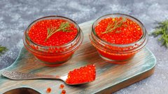 Как определить настоящую красную икру: 3 надежных метода