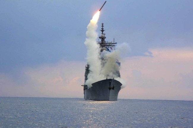 Запуск ракеты &quot;Томагавк&quot;