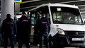 Мужчина без причины ударил ножом девушку на скамейке в Петербурге