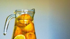 Сварите один лимон и выпейте воду натощак: утром не узнаете себя в зеркале