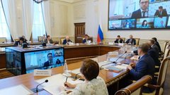 Губернатор Андрей Травников поблагодарил российских сенаторов за поддержку развития знаковых объектов в Новосибирской области