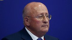 Александр Гинцбург покинул должность директора Центра имени Гамалеи