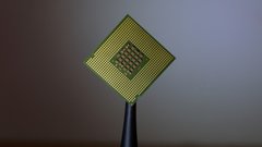 WSJ: Нехватка гелия из-за операций против Ирана повлияет на производство чипов и дронов