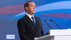 Медведев призвал довести количество иноагентов в России «до тысяч»