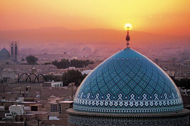 Иран / вечерний вид
