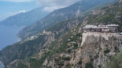 Землетрясение разрушило монастыри в Греции