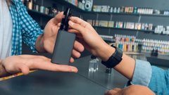 В Вологодской области к концу года завершится закрытие всех магазинов, продающих вейпы