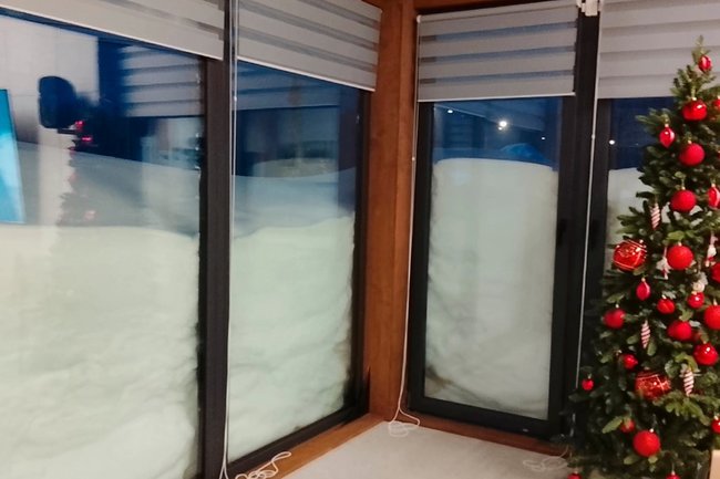 Результаты снегопада на горнолыжном курорте «Шерегеш», 8 декабря 2025 года