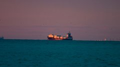 Fars: Иран откроет Ормузский пролив для всех судов на 60 дней
