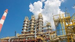 Иран нанес удар по НПЗ в израильском Хайфе