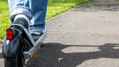 Компании планируют организовать аренду самокатов через «Госуслуги»