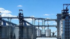 В Тамбовской области возведен элеватор, который способен хранить 50 тыс. тонн зерна, стоимостью 1,6 млрд рублей